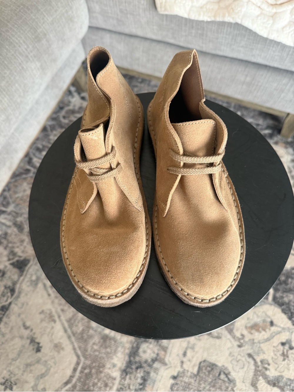 Crewcuts Kids SZ 5 Suede Desert Boots in Tan